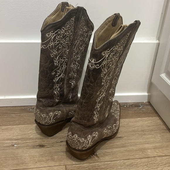 CORRAL Vintage Flower Embroidered Cowgirl Boots 10 - Picture 9 of 11